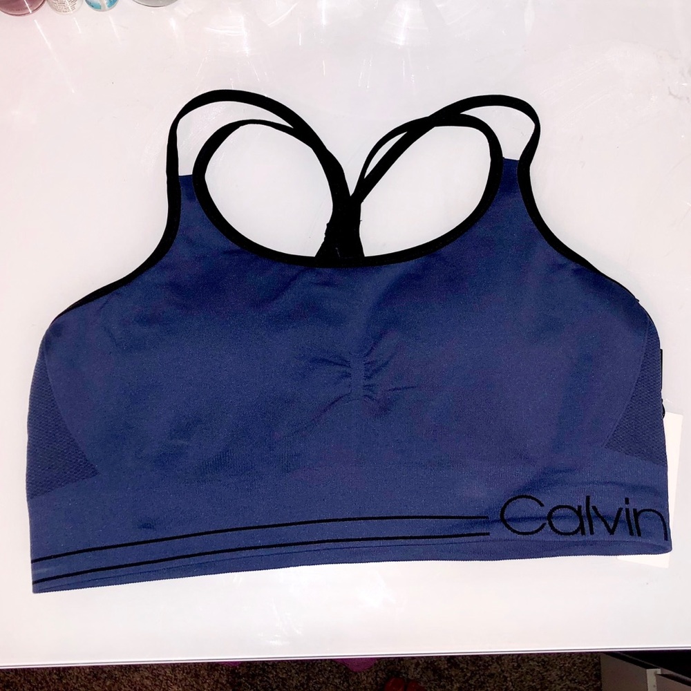 CALVIN KLEIN SPORTS BRA 😍💙